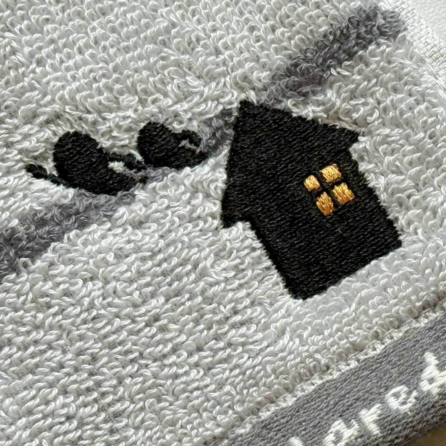 【絵本のタオル】刺繍 ねないこ PT おうち