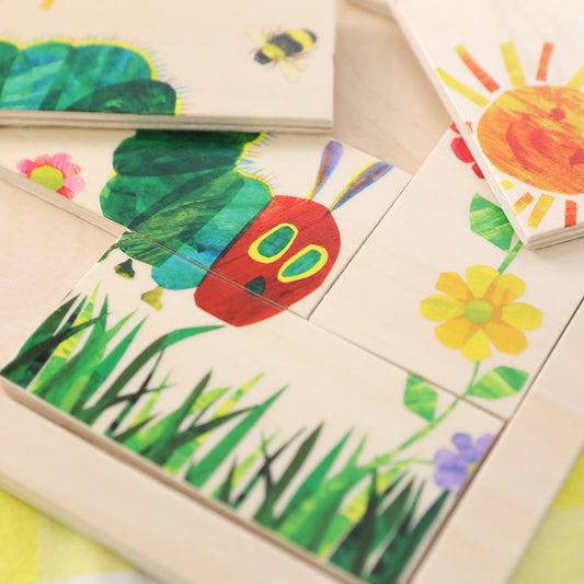 木製パズル【はらぺこあおむし】