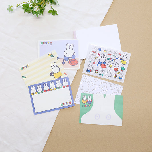 ミッフィー シール付メモパッド WH