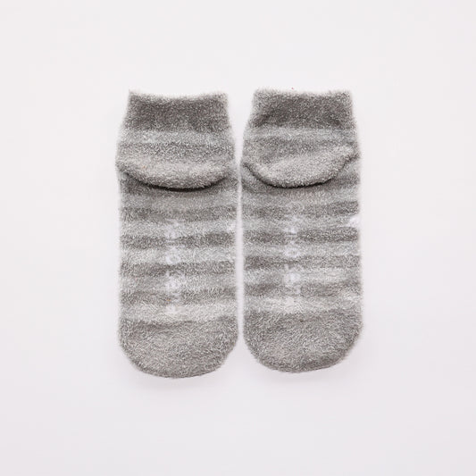 ルームソックス レディース/グレーストライプ【ねないこだれだ】【絵本のくつした】【もこもこ靴下】