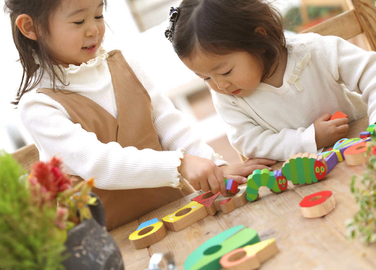 絵本キャラクターから選ぶ