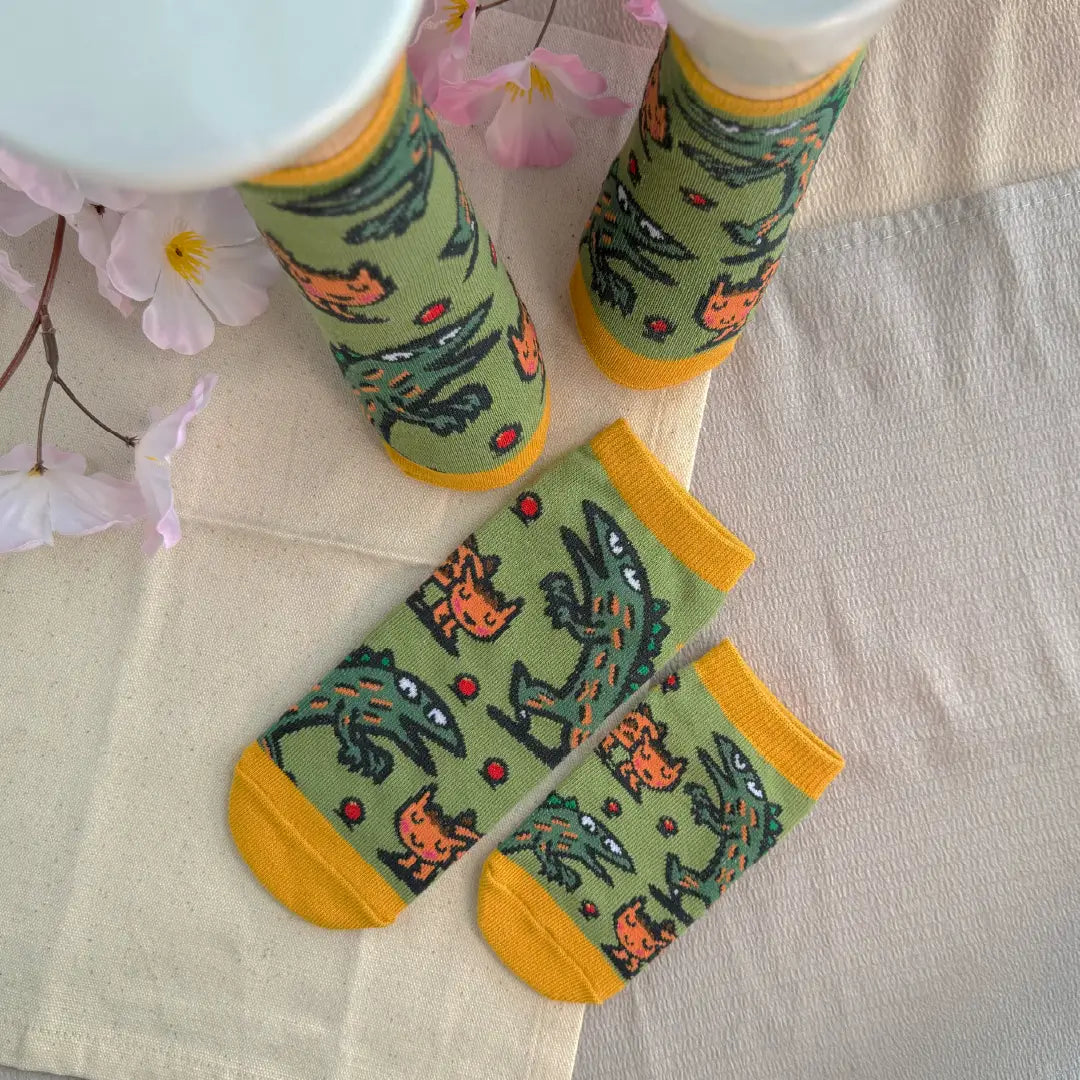 【おまえうまそうだな】靴下 キッズ グリーン【絵本のくつした】