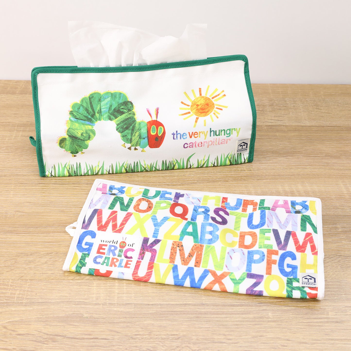 ティッシュケース　あおむし【はらぺこあおむし】