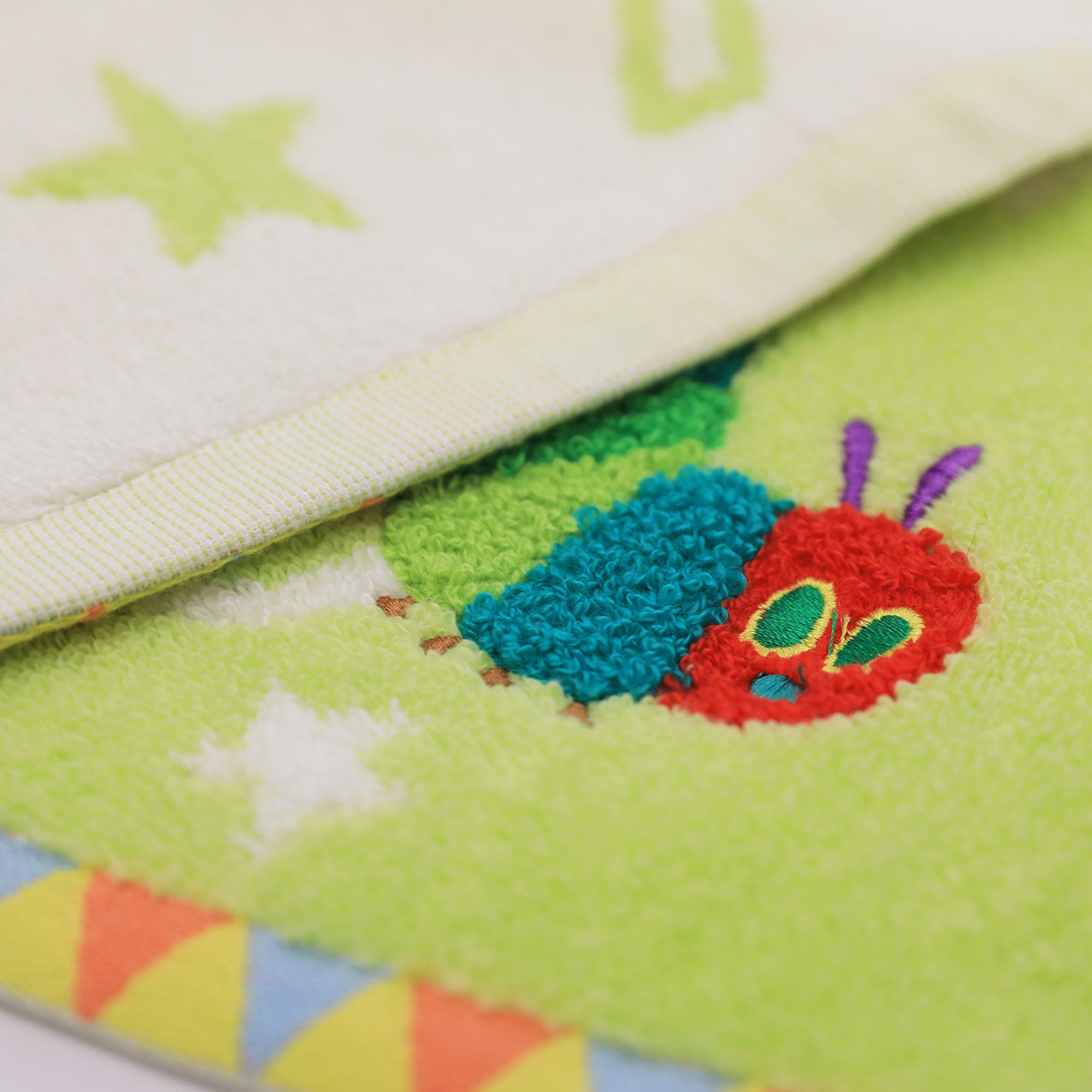 ウォッシュタオル　ハローGREEN【はらぺこあおむし】