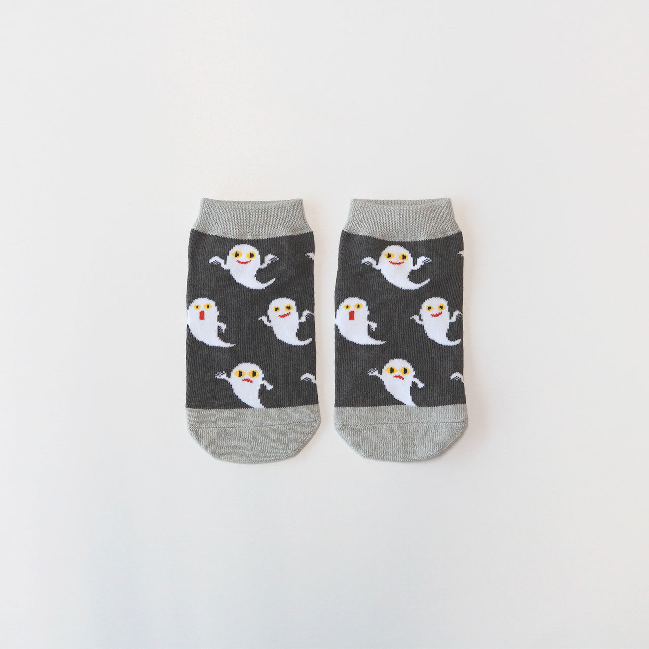 靴下 ジュニア／おばけいっぱい【ねないこだれだ】【絵本のくつした】